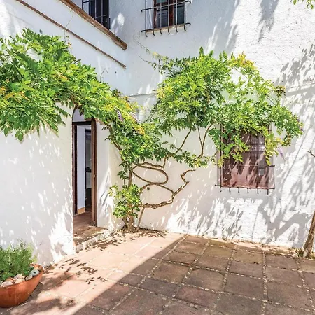 Дом отдыха 5 Bedroom Beautiful In *